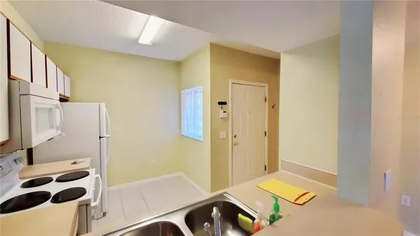 $188,000 | 9612 Seadale Court, Unit 101, Riverview, FL 33578