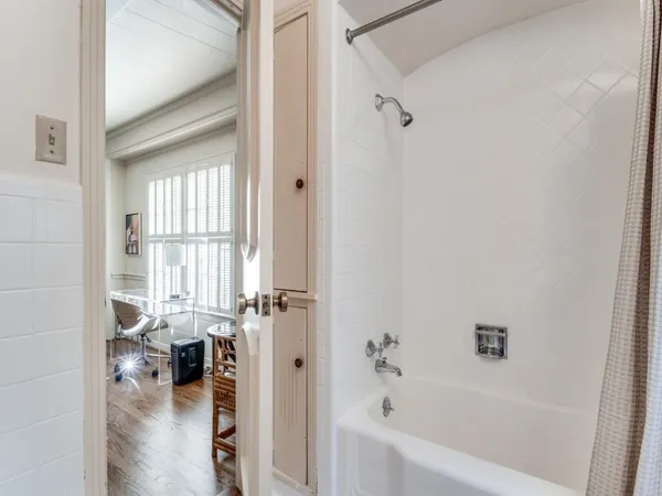 $5,500 | 4510 Westway Avenue, Highland Park, TX 75205