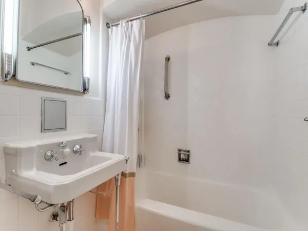 $5,500 | 4510 Westway Avenue, Highland Park, TX 75205