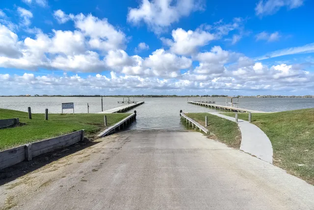 a view of a lake with houses