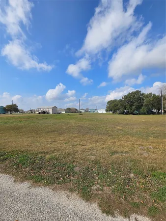 a view of a lake view and mountain in the back