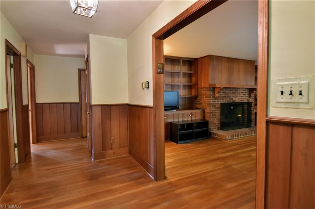 604 Runningbrook Lane Rural Hall, NC 27045 - Photo 2 of 21