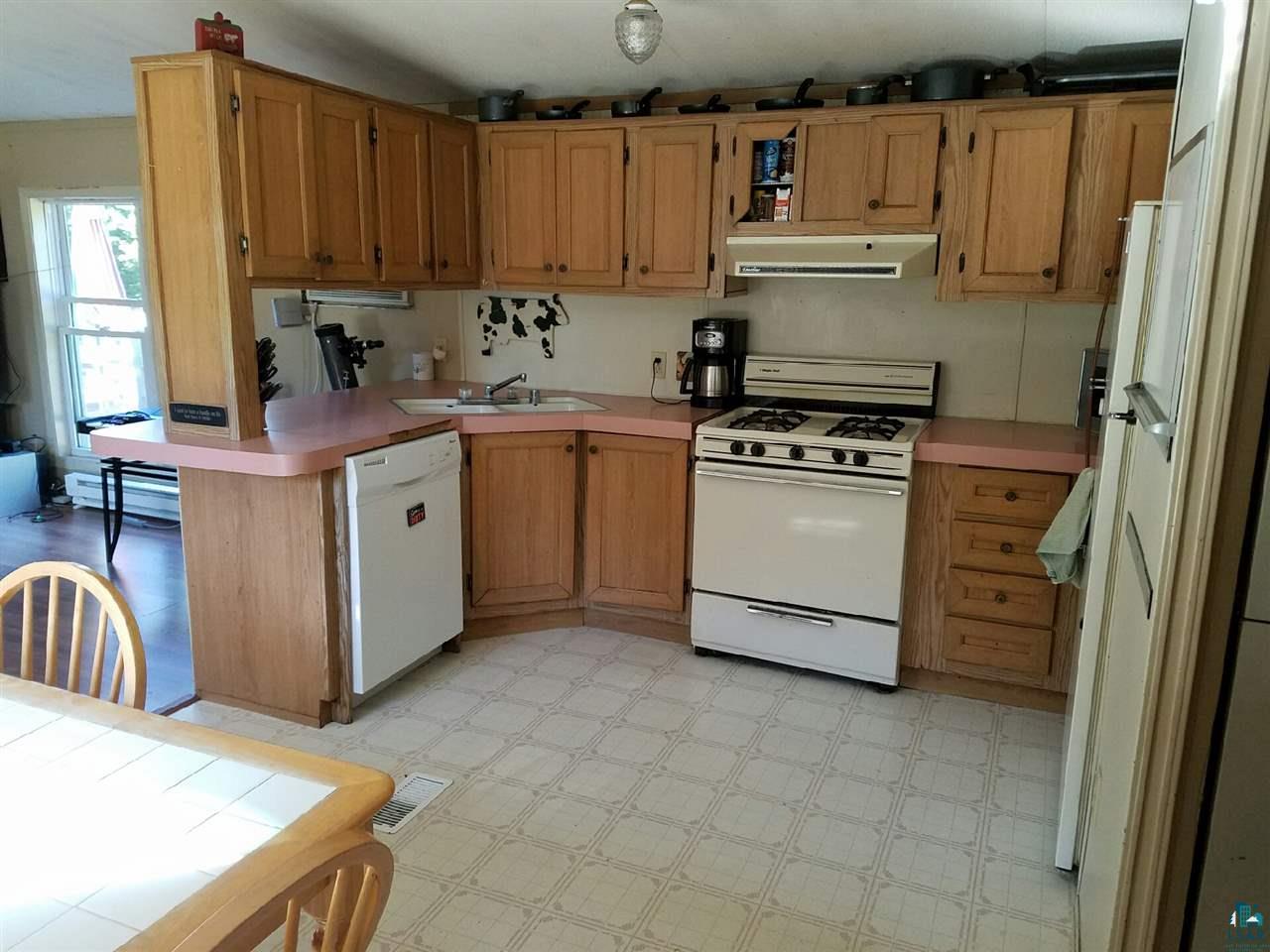 6026 Eagle Lake Road Duluth, MN 55803 - Photo 6 of 16