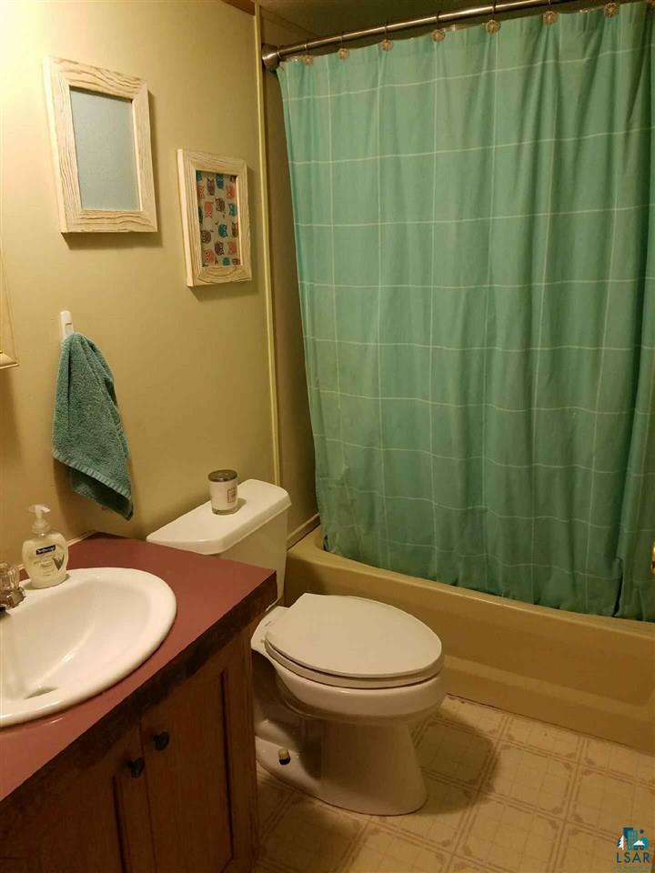 6026 Eagle Lake Road Duluth, MN 55803 - Photo 8 of 16