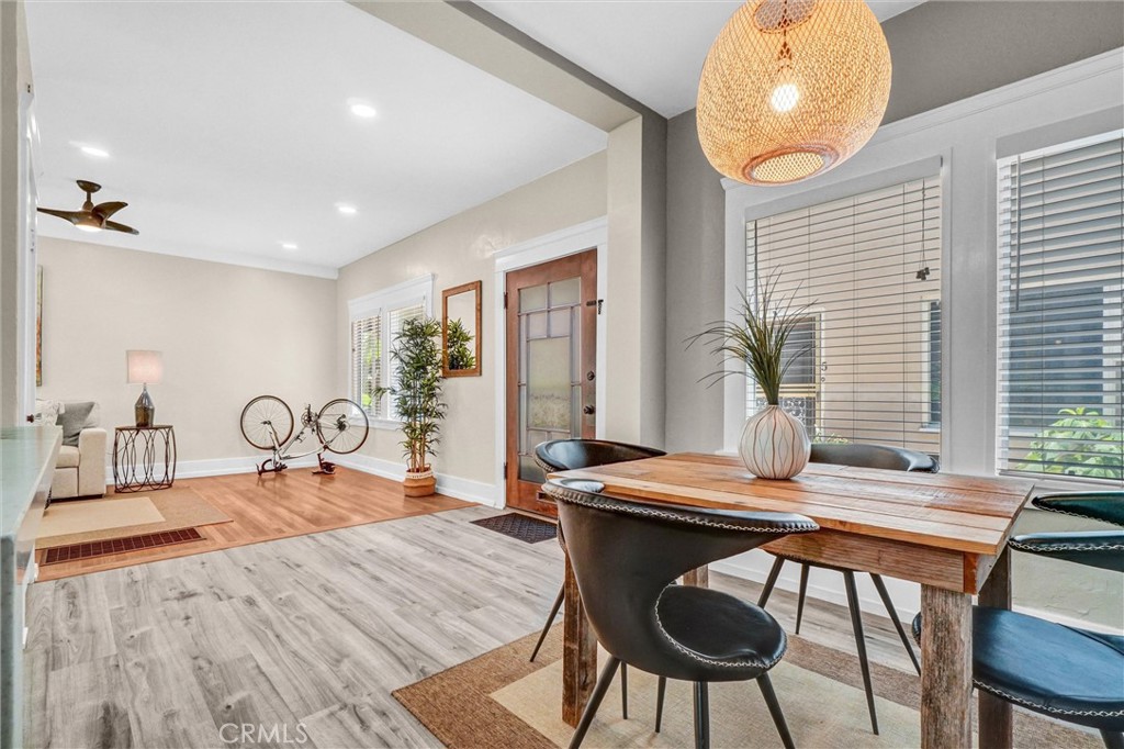 1616 East Ocean Boulevard, Unit 6 Long Beach, CA 90802 - Photo 14 of 37 a workspace with furniture and window