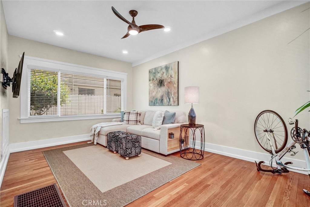 1616 East Ocean Boulevard, Unit 6 Long Beach, CA 90802 - Photo 9 of 37 a living room with furniture a window and a rug