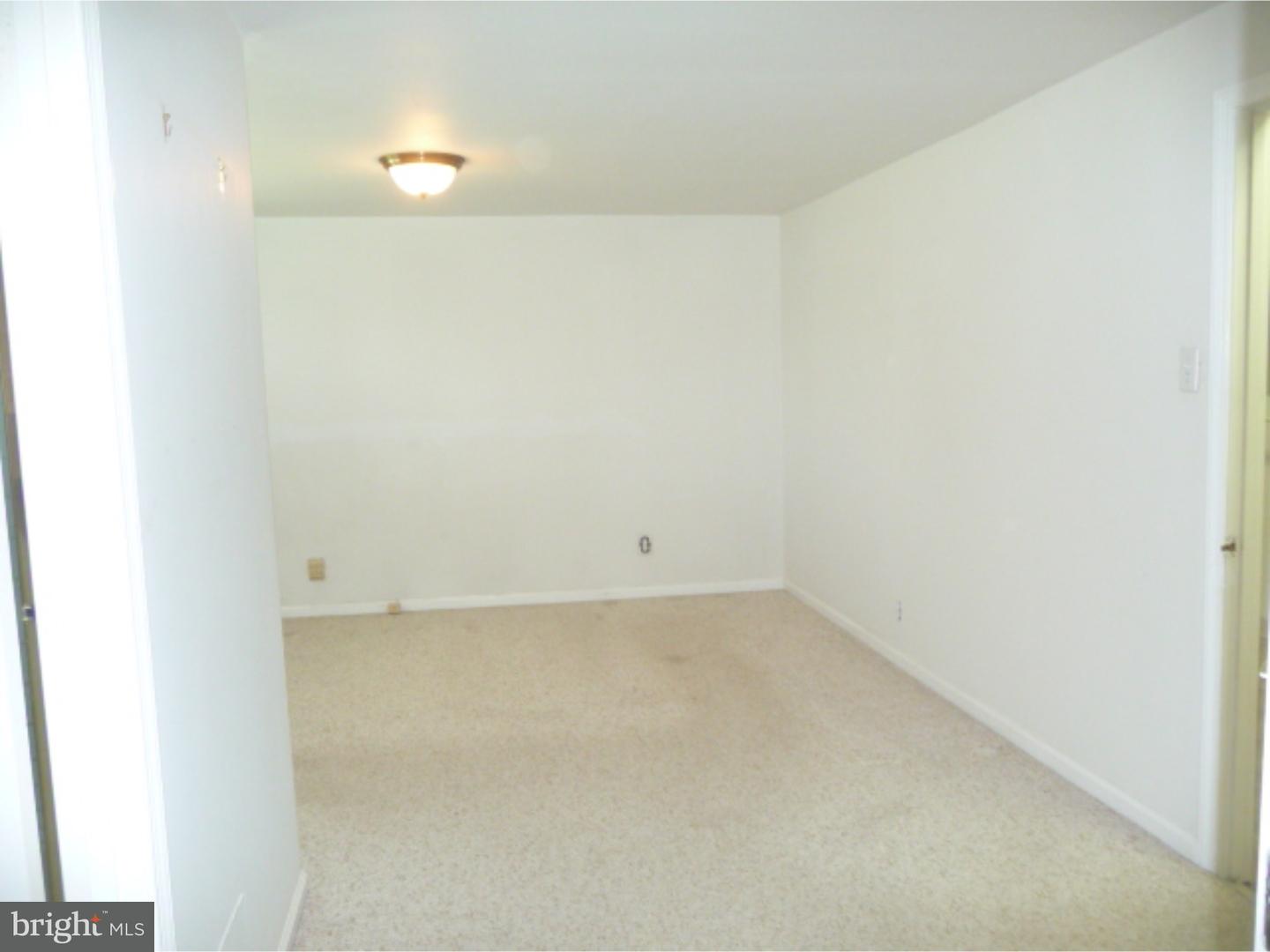 2078 Kent Road Huntingdon Valley, PA 19006 - Photo 19 of 25 Bedroom 3