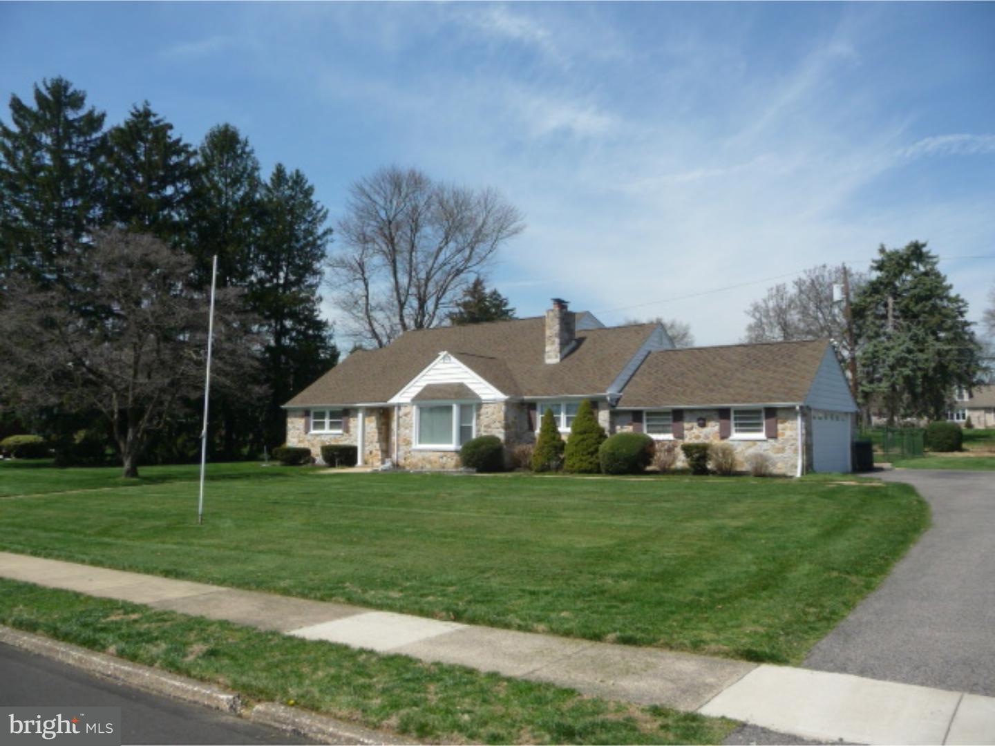 2078 Kent Road Huntingdon Valley, PA 19006 - Photo 3 of 25 Exterior Front