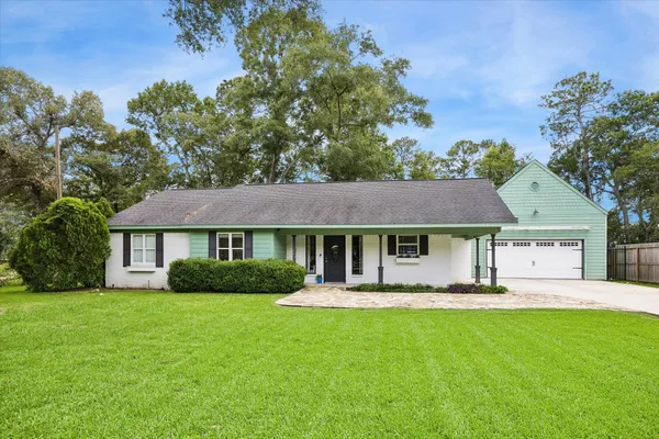 $390,000 | 15432 Esther Drive, Conroe, TX 77384