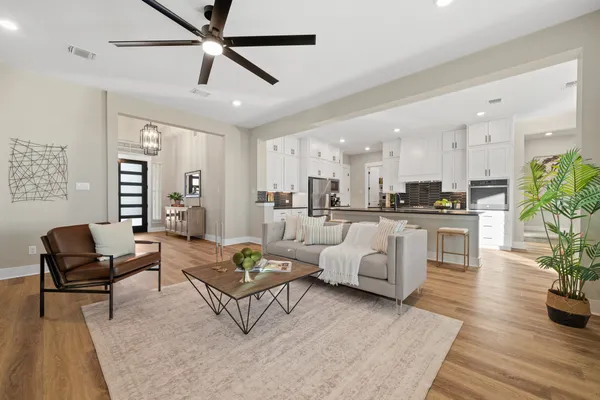 $975,000 | 2345 Beebalm Street, Leander, TX 78641