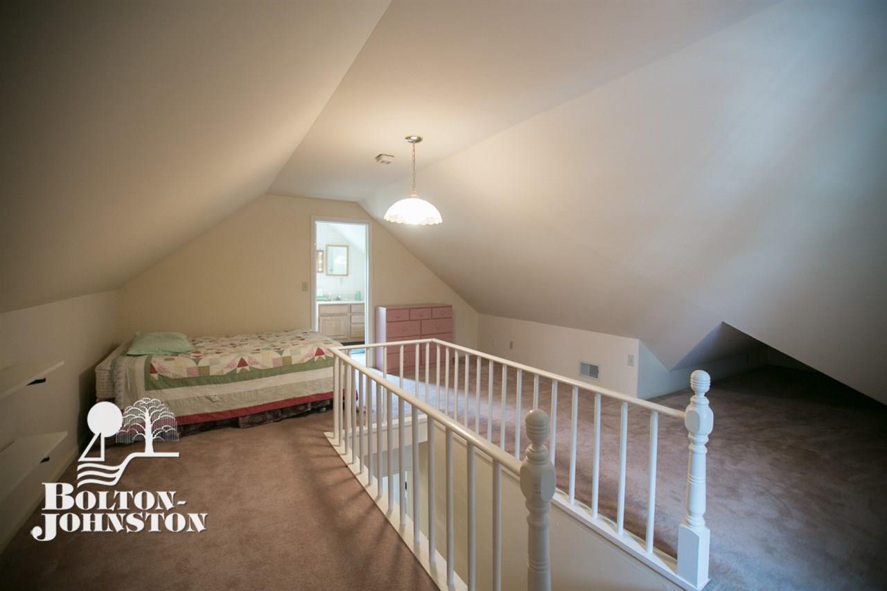 338 Fisher Road Grosse Pointe Farms, MI 48230 - Photo 16 of 20