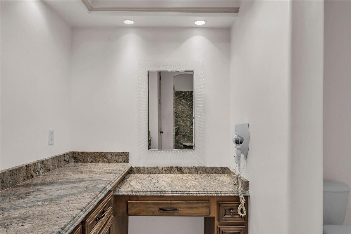 2255 Hill Road, Unit 15 St. George, UT 84790 - Photo 19 of 40 Primary Bathroom