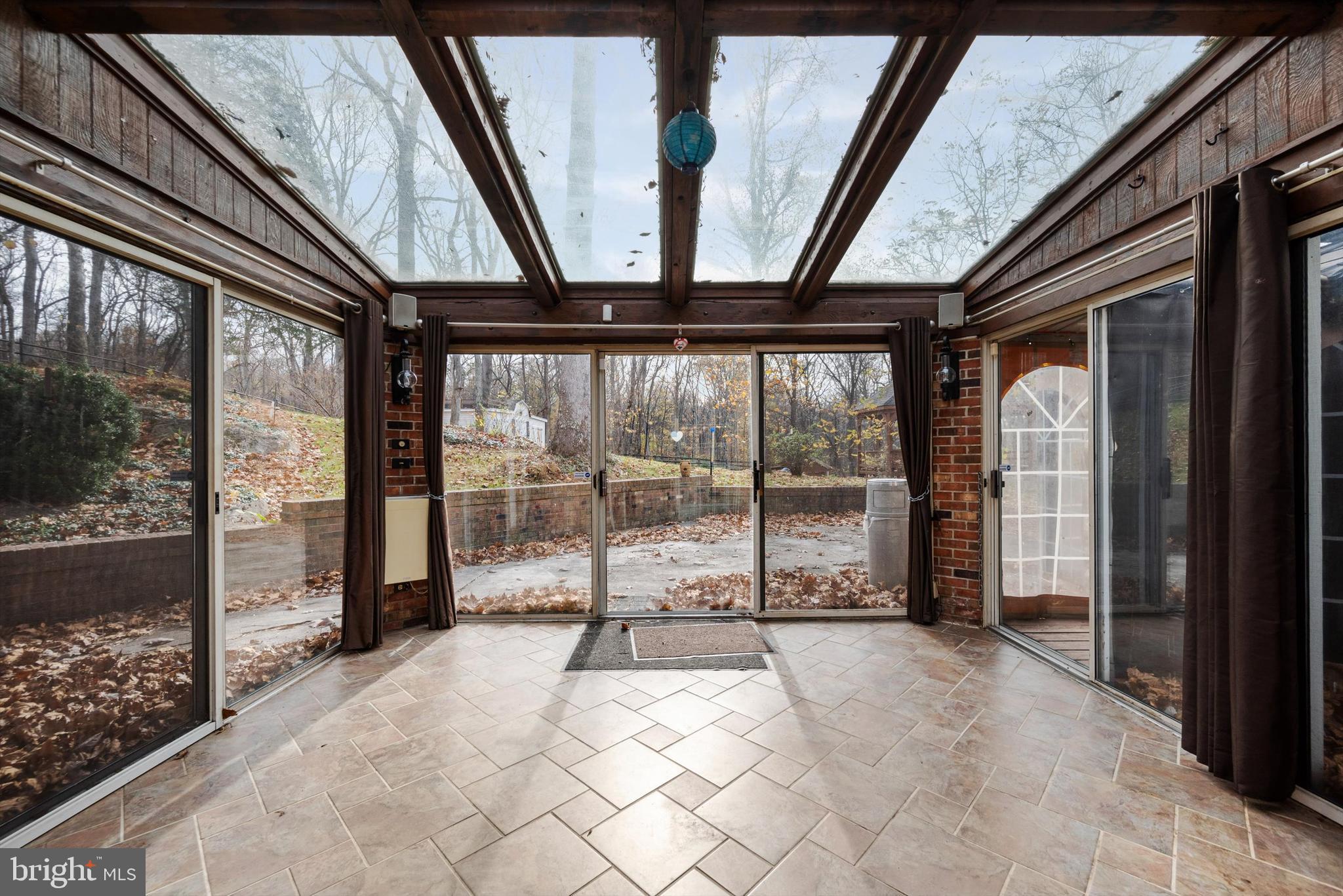 6953 Middle Road Middletown, VA 22645 - Photo 22 of 56 sunroom