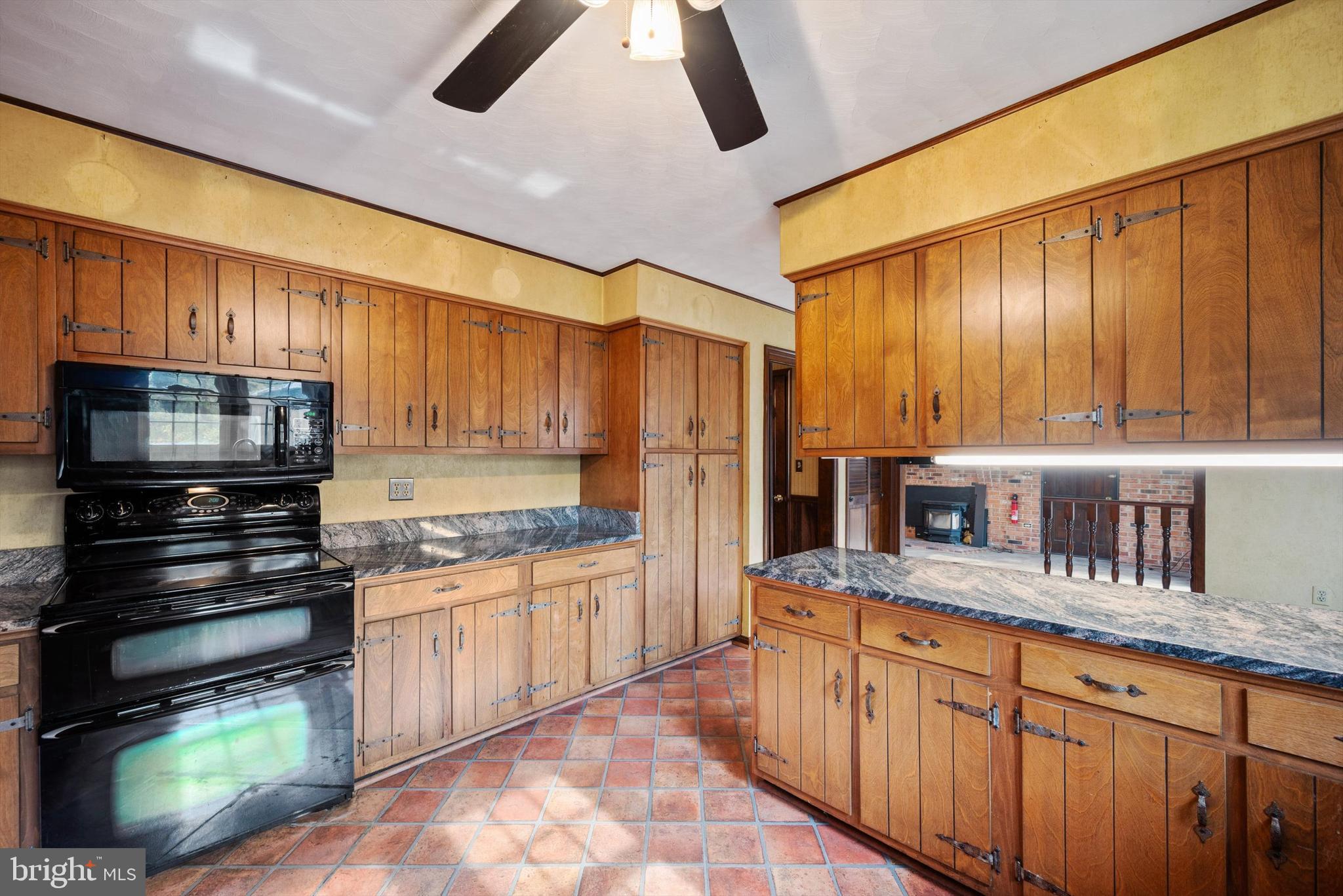 6953 Middle Road Middletown, VA 22645 - Photo 28 of 56 tons of cabinets
