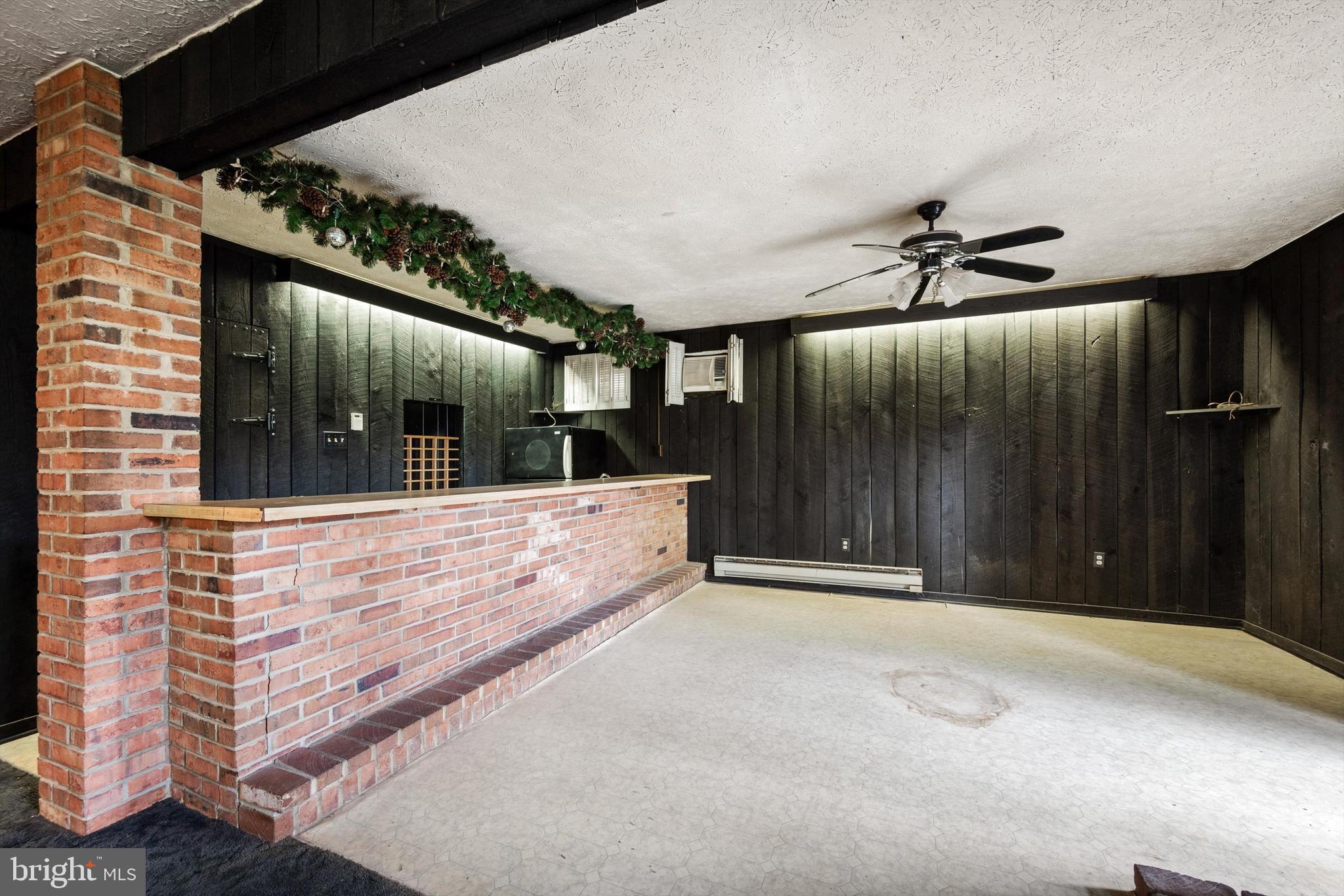 6953 Middle Road Middletown, VA 22645 - Photo 45 of 56 Rec Room w/wet bar