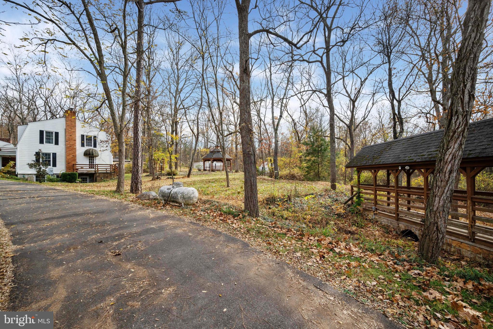 6953 Middle Road Middletown, VA 22645 - Photo 52 of 56 circular driveway