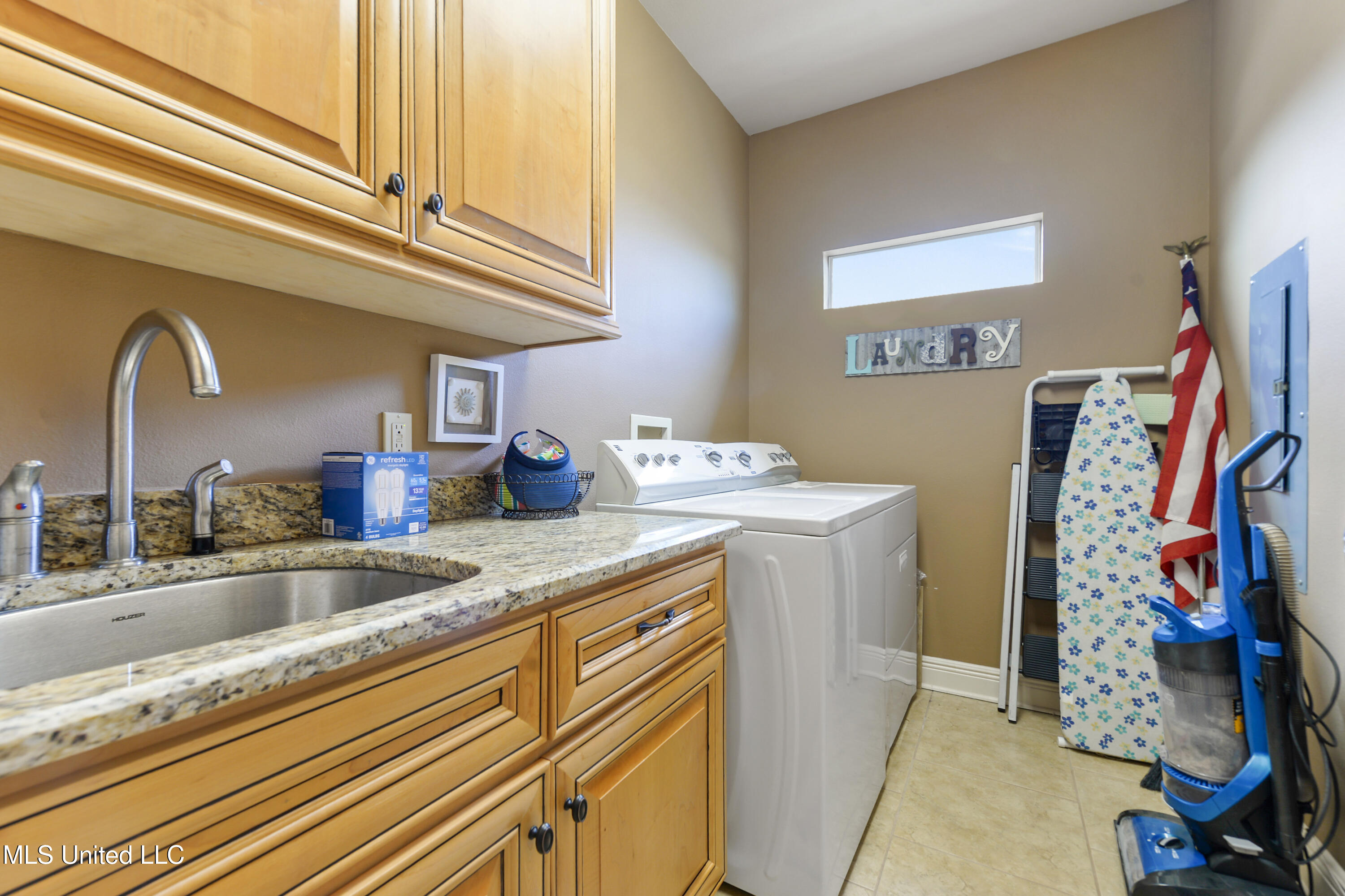 4069 Madagascar Street Bay St. Louis, MS 39520 - Photo 25 of 36 025