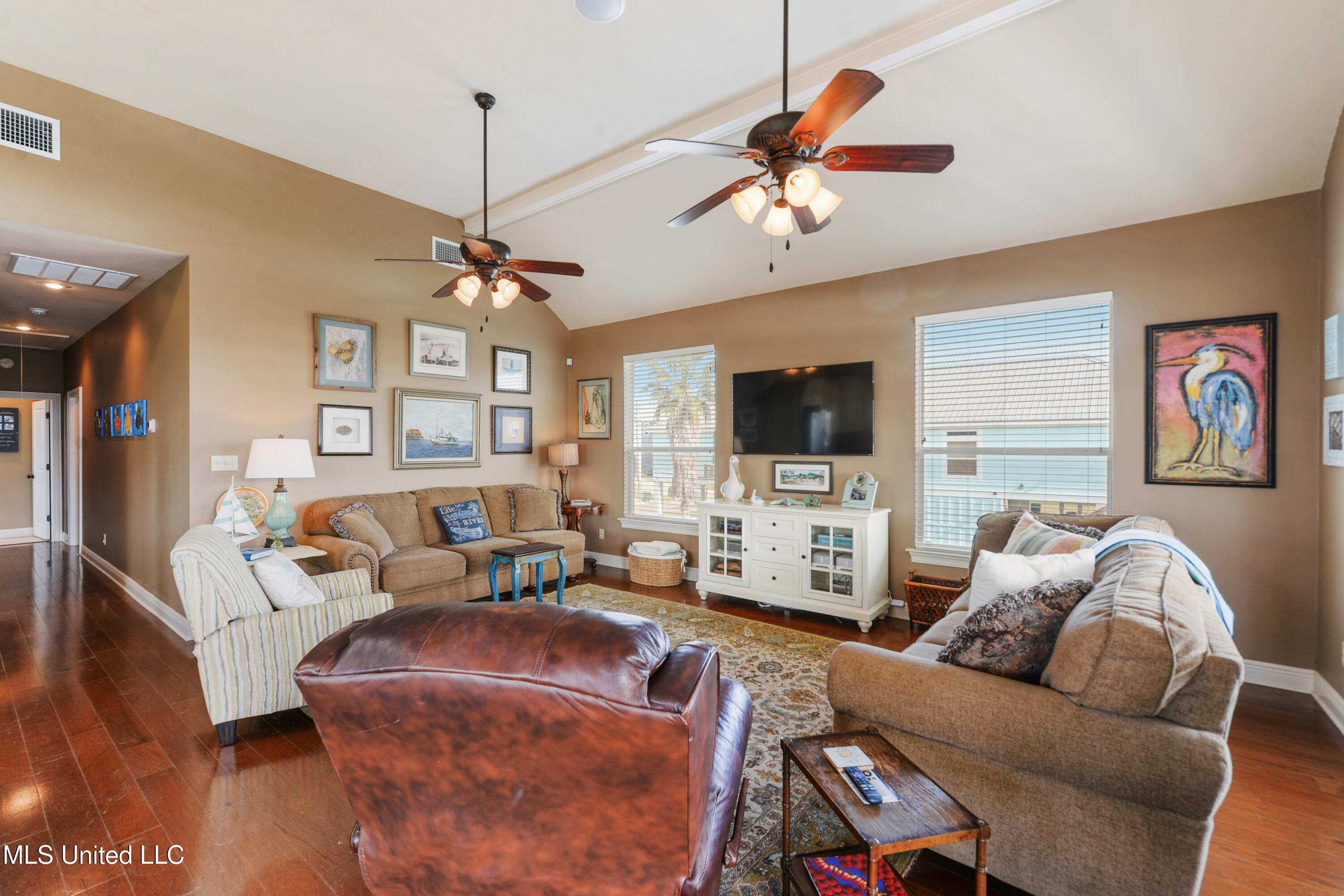 4069 Madagascar Street Bay St. Louis, MS 39520 - Photo 6 of 36 006