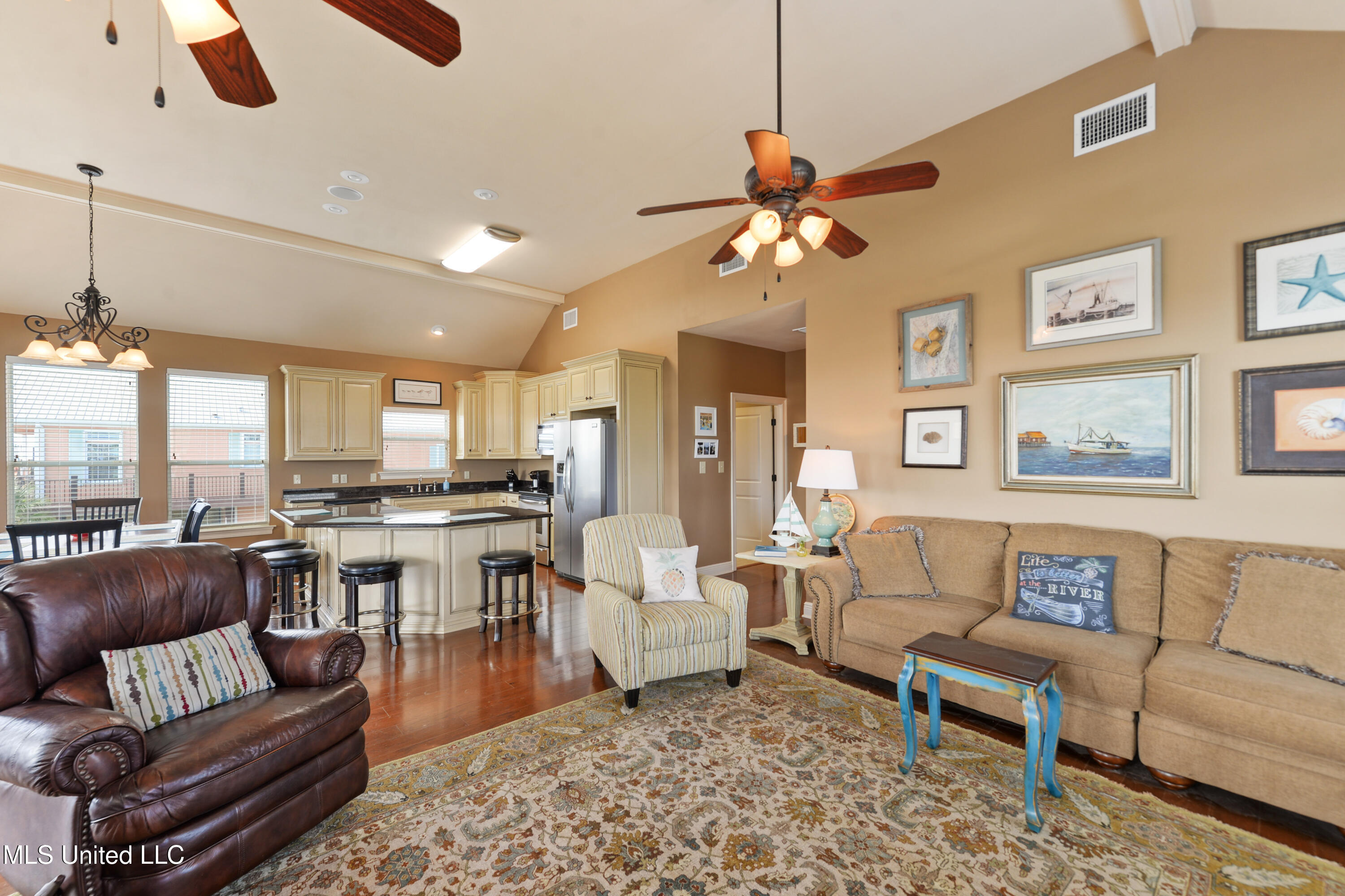 4069 Madagascar Street Bay St. Louis, MS 39520 - Photo 9 of 36 009