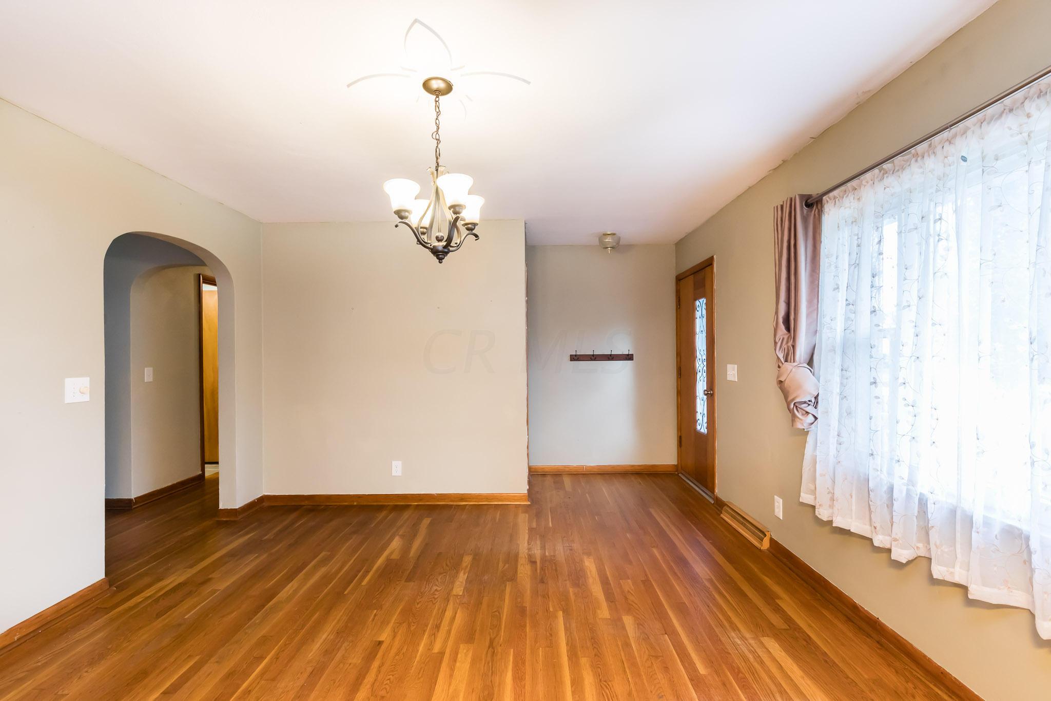 346 Grandview Road Newark, OH 43055 - Photo 12 of 36 Gallery Image 12