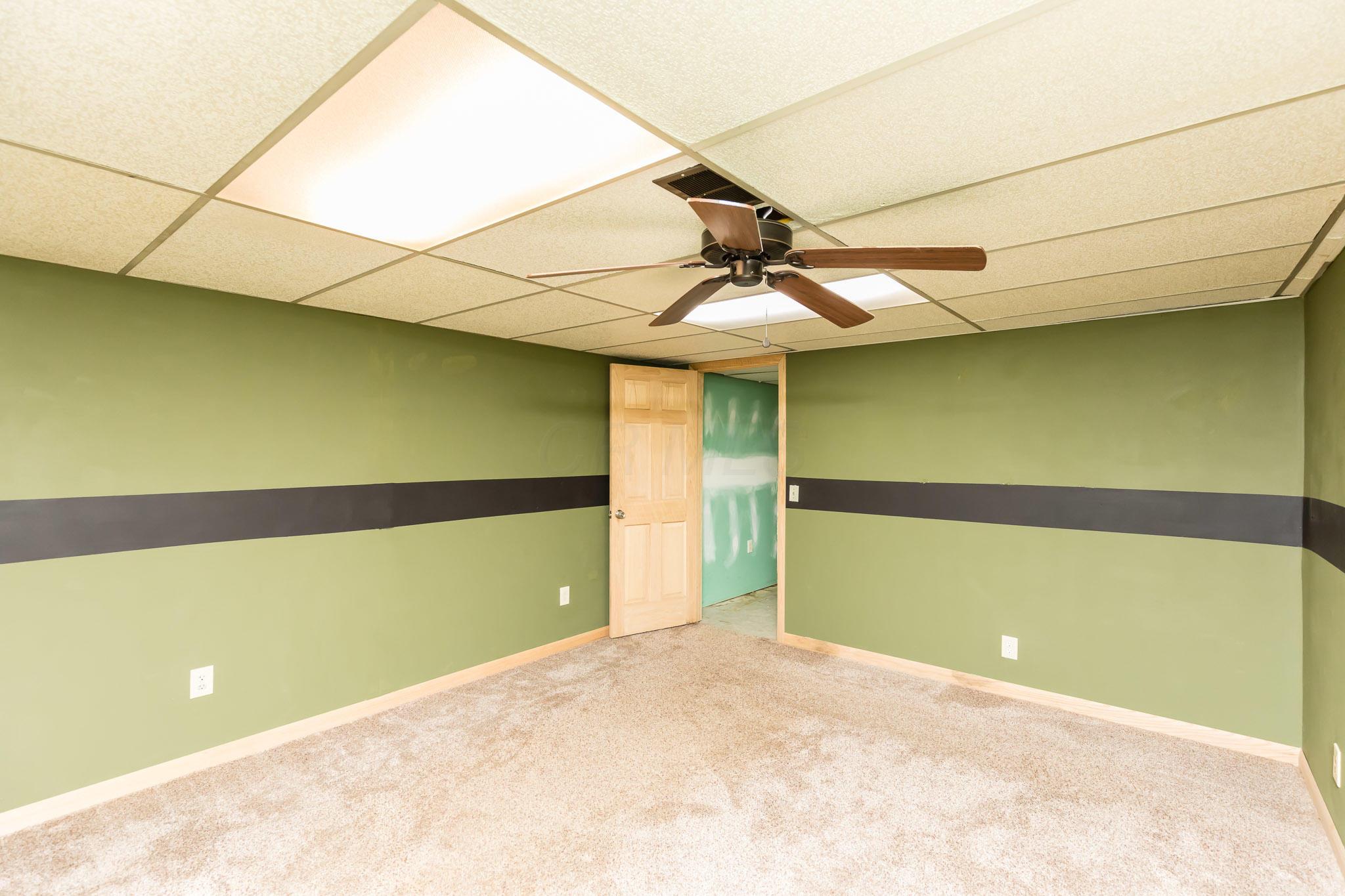 346 Grandview Road Newark, OH 43055 - Photo 33 of 36 Gallery Image 33