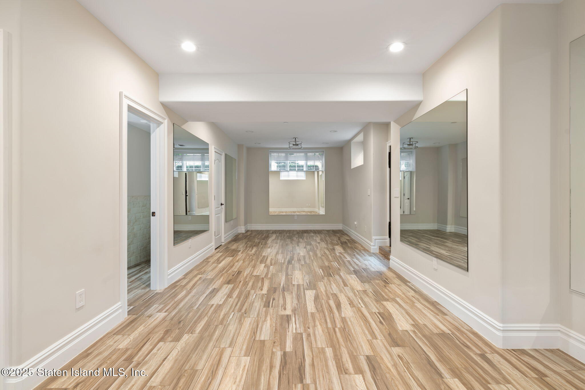 312 London Road Staten Island, NY 10306 - Photo 65 of 82 321 London Rd