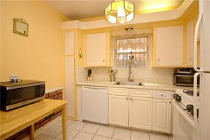 2172 Paulding Avenue Bronx, NY 10461 - Photo 14 of 25