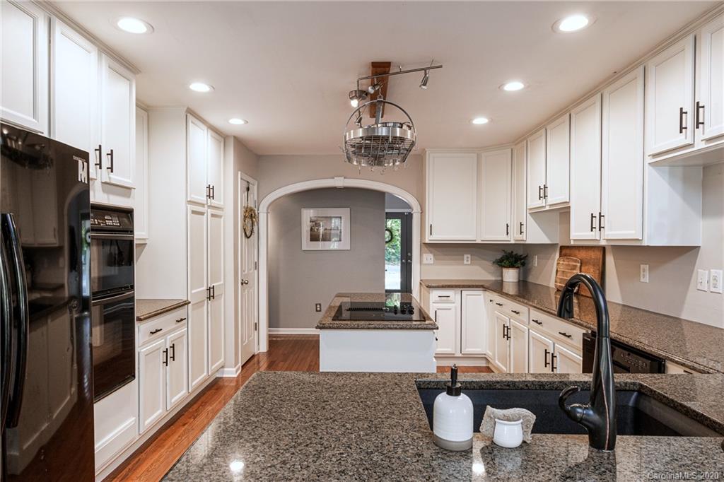 296 Turnpike Road Brevard, NC 28712 - Photo 16 of 33 Gallery Image 16