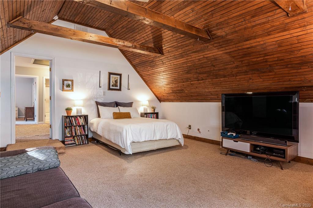 296 Turnpike Road Brevard, NC 28712 - Photo 27 of 33 Gallery Image 27