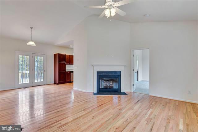 790 Brickhouse Road Louisa, VA 23093 - Photo 5 of 28 "Traditional" Plan with fireplace in Living Room