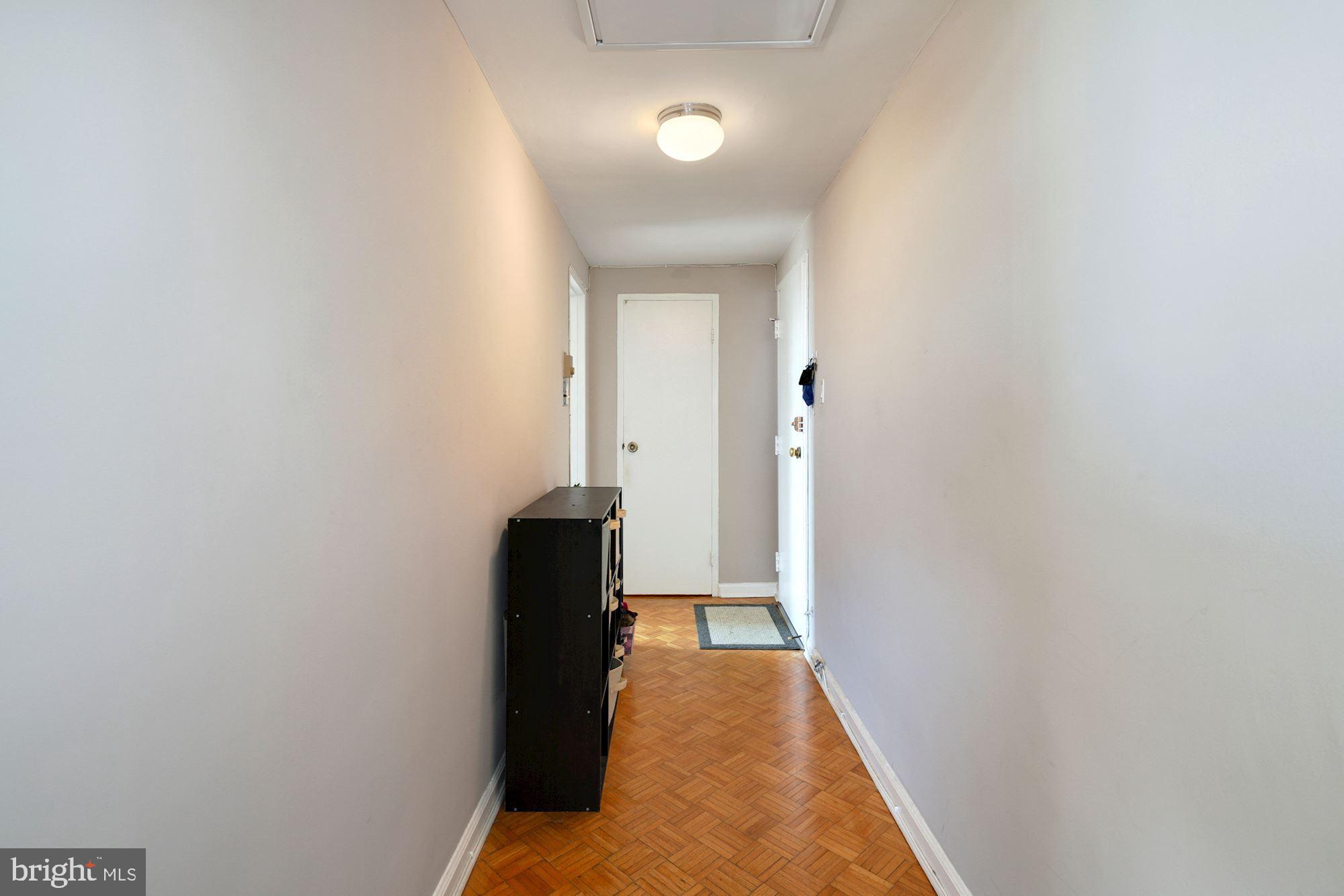 1851 Columbia Road Northwest, Unit 704 Washington, DC 20009 - Photo 10 of 16 Entry hall with room for furniture