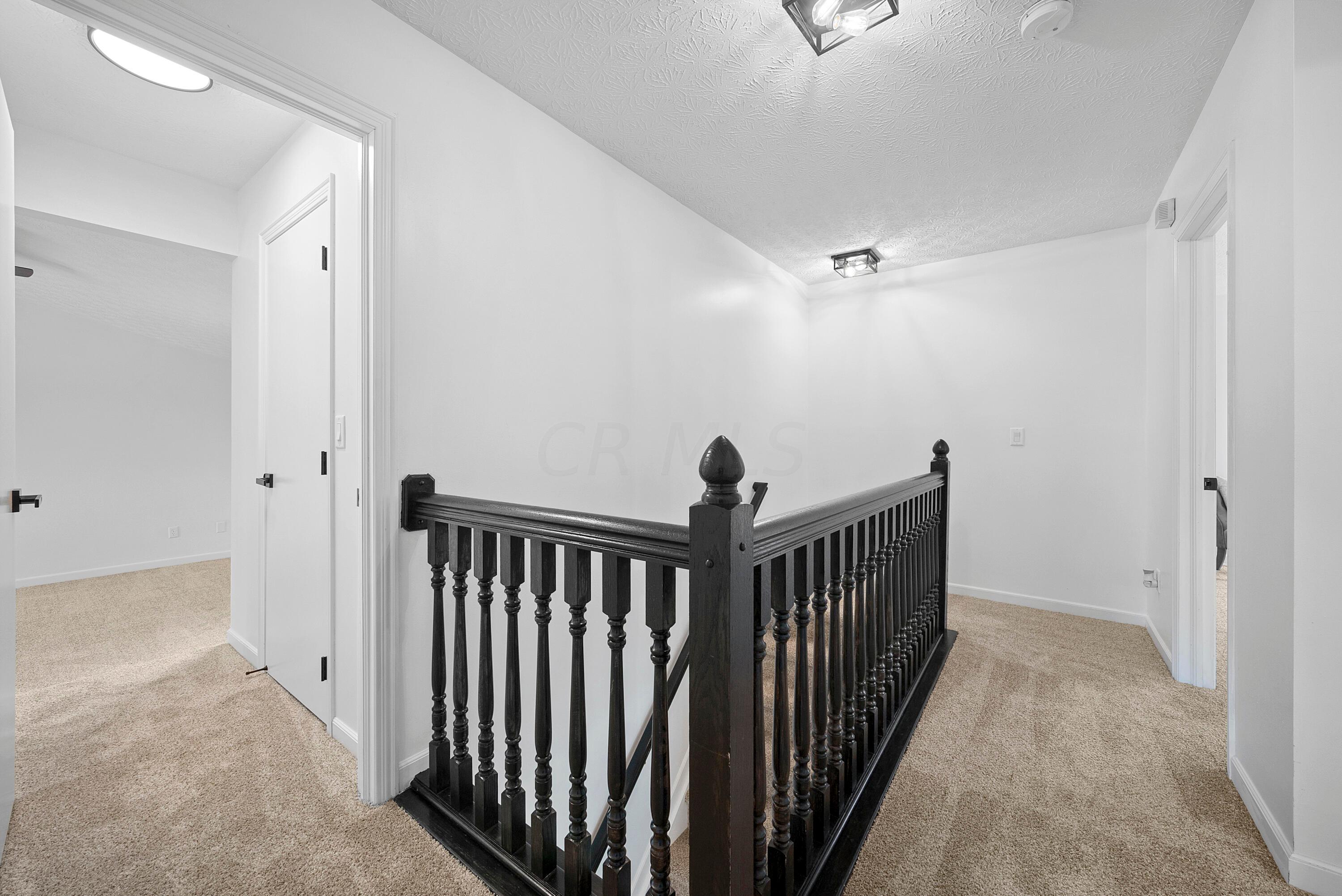 822 Elgin Circle Pickerington, OH 43147 - Photo 31 of 44 2nd Floor Hallway
