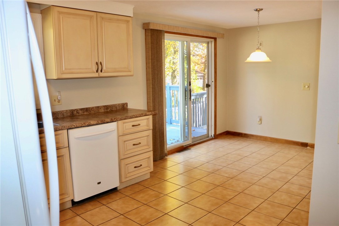 131 Lockhaven Road Warwick, RI 02889 - Photo 9 of 29