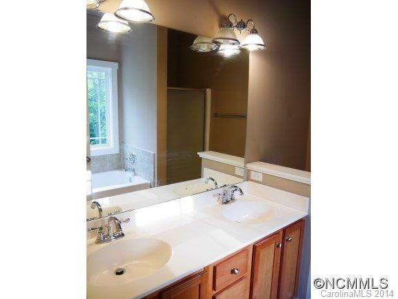 18 Gudger Road Candler, NC 28715 - Photo 11 of 21 Gallery Image 11