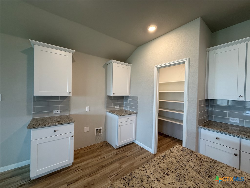 554 Blue Stem Road New Braunfels, TX 78130 - Photo 10 of 30