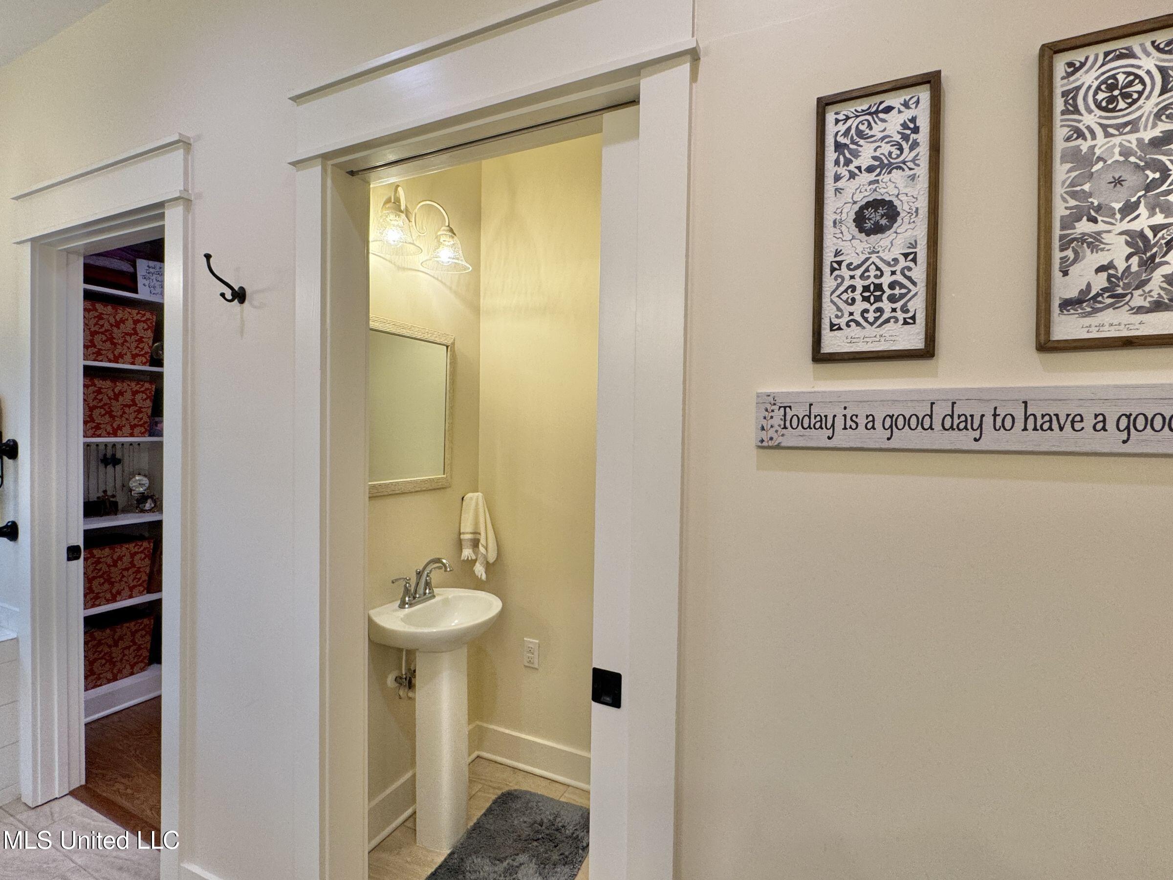 2378 John Warren Road Bolton, MS 39041 - Photo 125 of 153 5hinds130