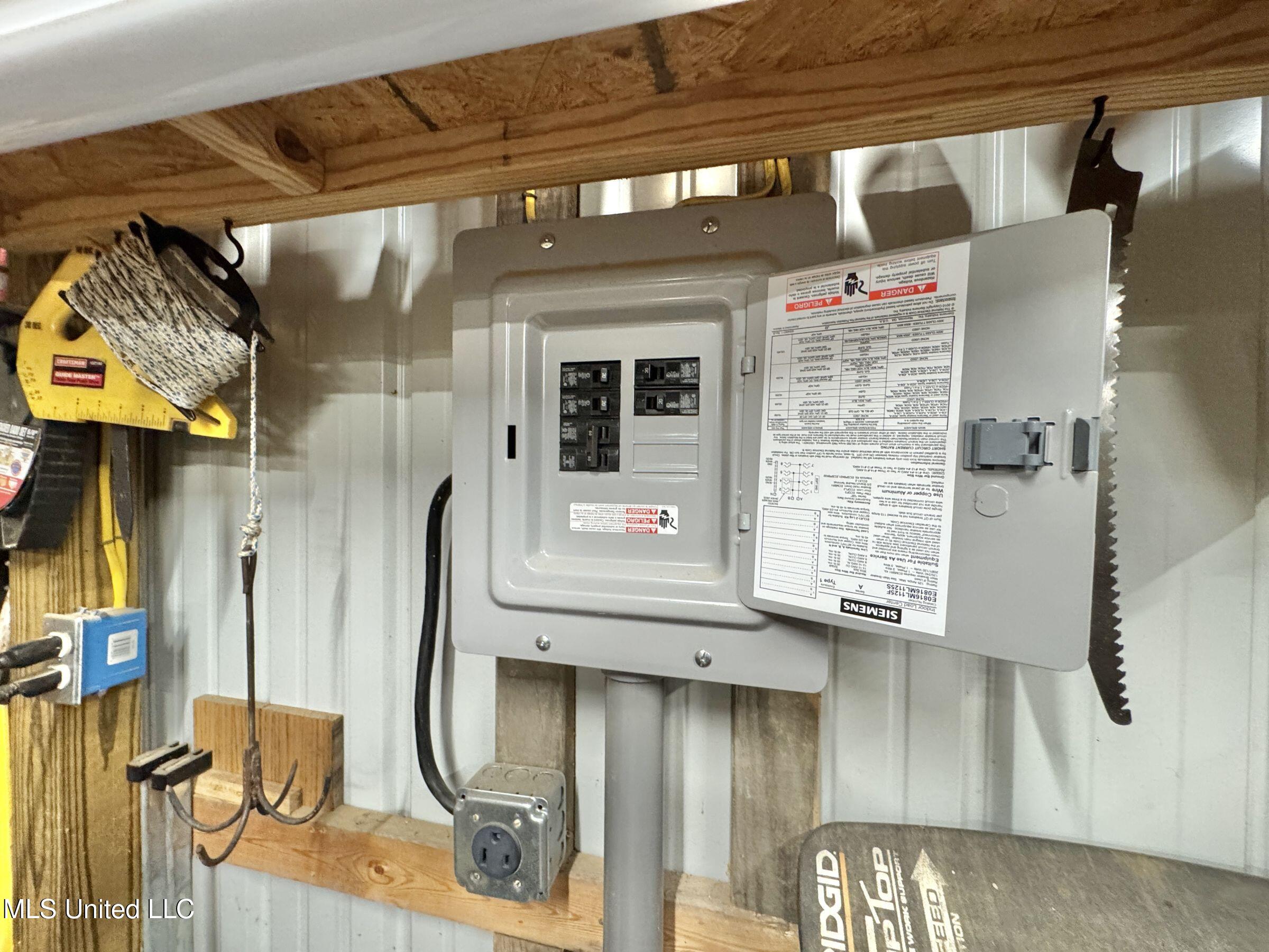 2378 John Warren Road Bolton, MS 39041 - Photo 54 of 153 5hinds40