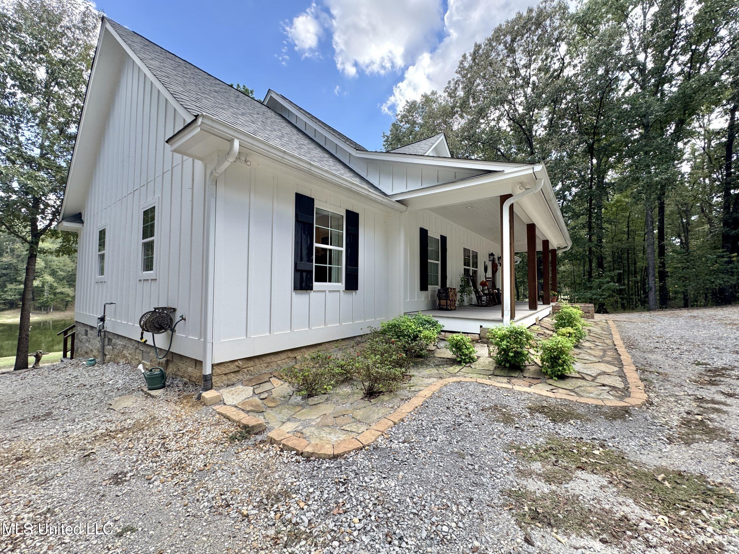 2378 John Warren Road Bolton, MS 39041 - Photo 62 of 153 5hinds51