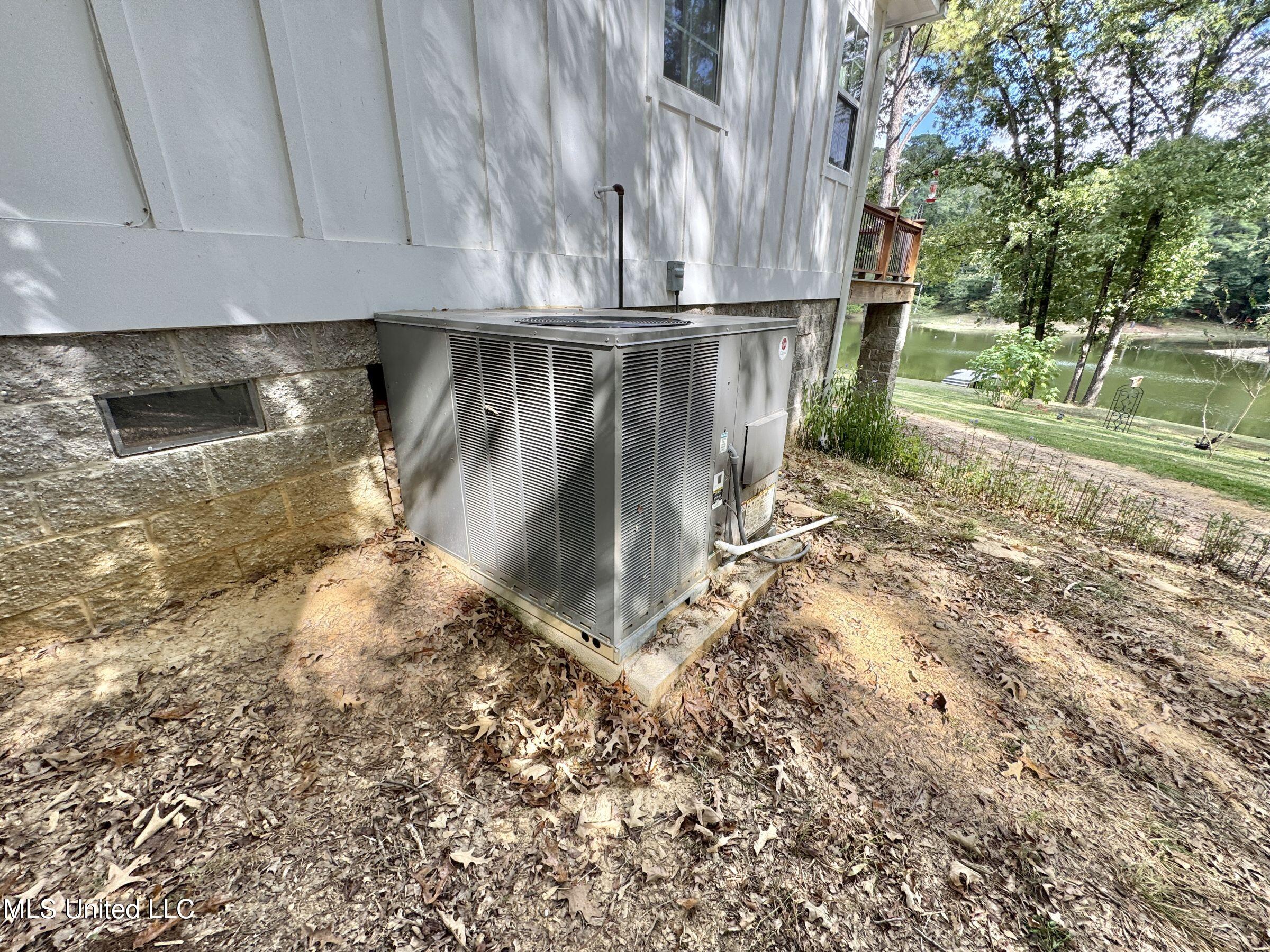 2378 John Warren Road Bolton, MS 39041 - Photo 93 of 153 5hinds93