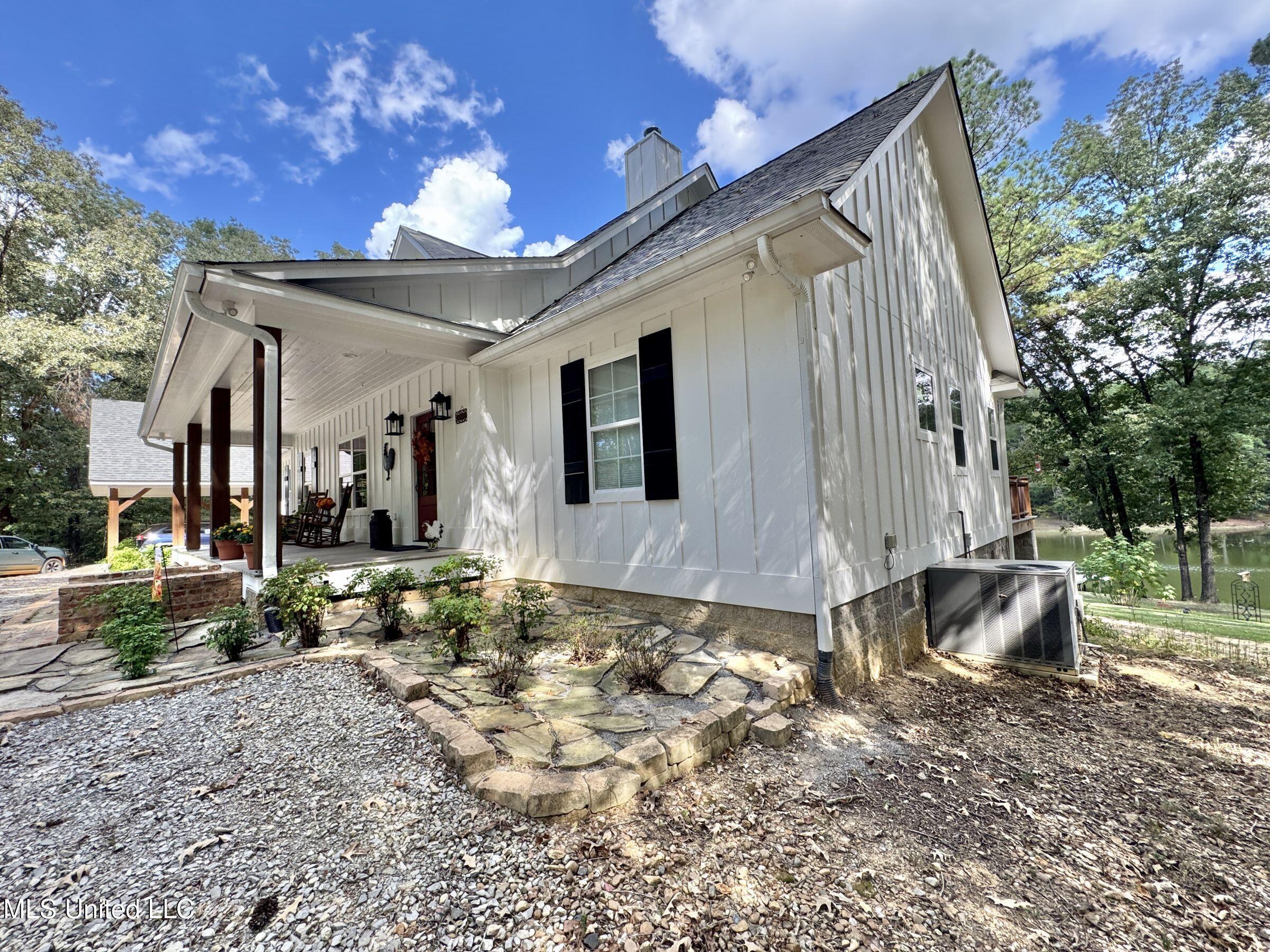 2378 John Warren Road Bolton, MS 39041 - Photo 94 of 153 5hinds95