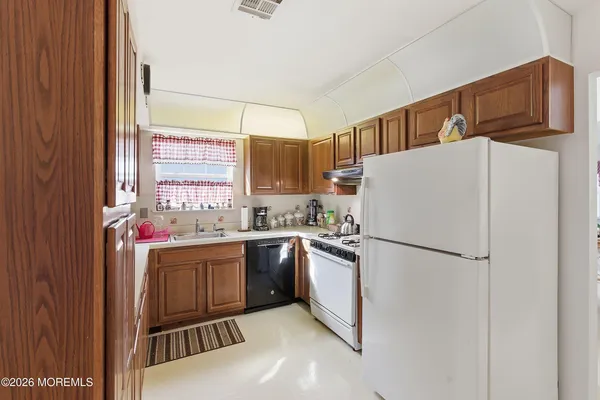 $329,900 | 71 Winterton Drive, Toms River, NJ 08757