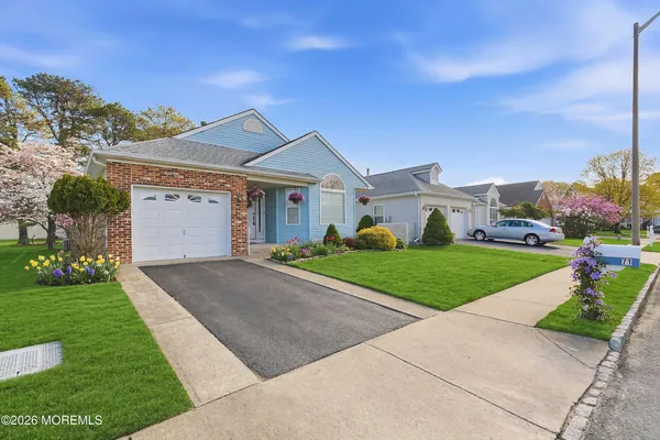 $329,900 | 71 Winterton Drive, Toms River, NJ 08757