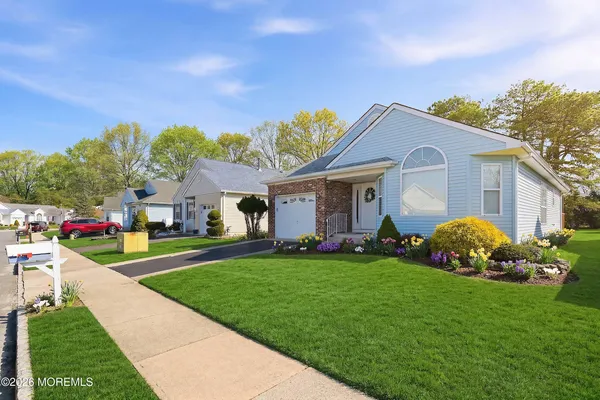 $329,900 | 71 Winterton Drive, Toms River, NJ 08757