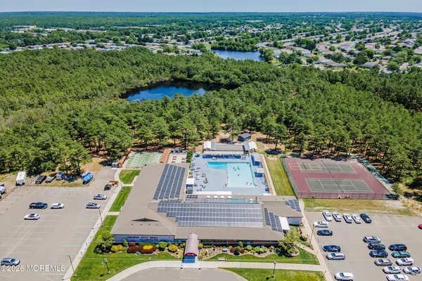 $329,900 | 71 Winterton Drive, Toms River, NJ 08757