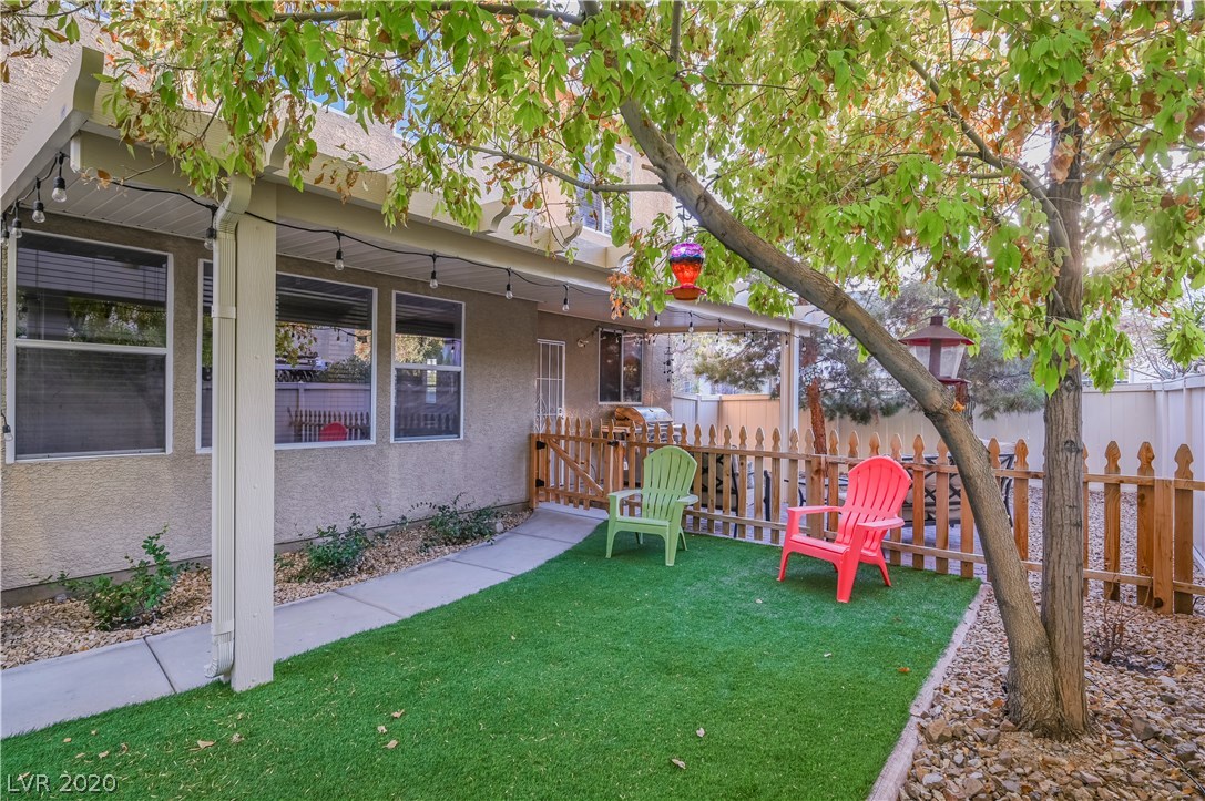 8056 Aztec Basin Avenue Las Vegas, NV 89131 - Photo 33 of 37