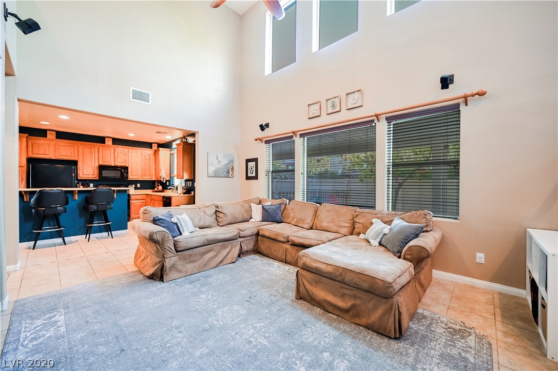 8056 Aztec Basin Avenue Las Vegas, NV 89131 - Photo 5 of 37