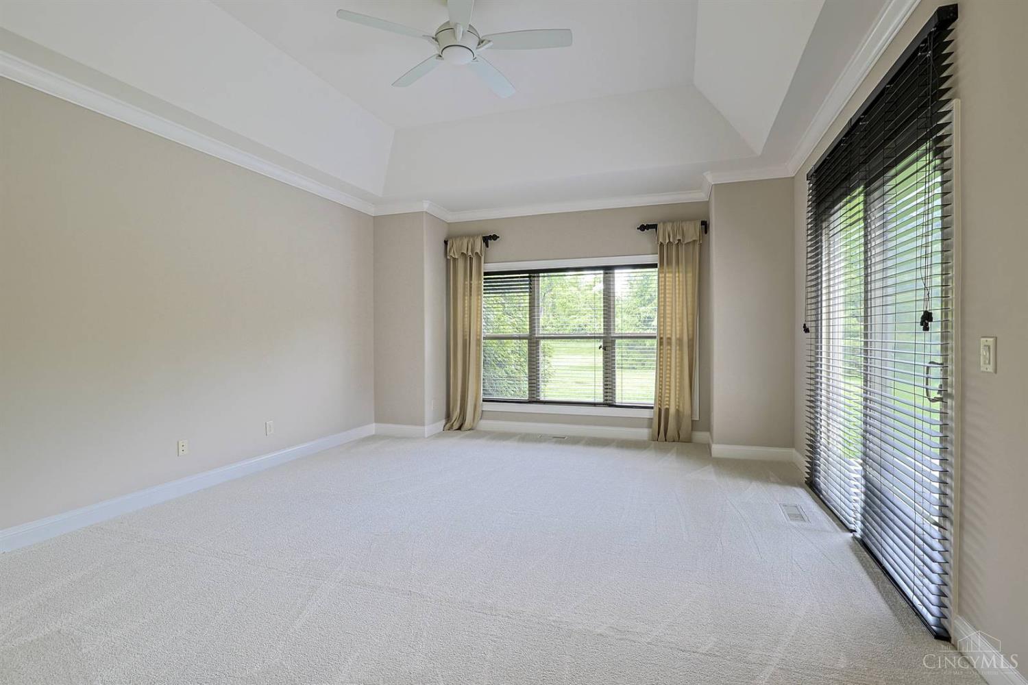 8731 Kenwood Road Cincinnati, OH 45242 - Photo 28 of 73