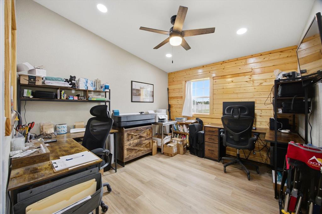 4020 Farm To Market 515 Emory, TX 75440 - Photo 11 of 39 Spore Store Office area