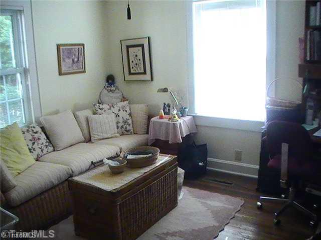 336 Spring Street Mocksville, NC 27028 - Photo 5 of 15 2nd Bedroom.