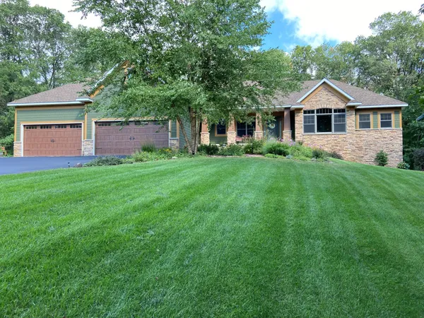 $850,000 | 13927 Jodrell Street Northeast, Columbus, MN 55014